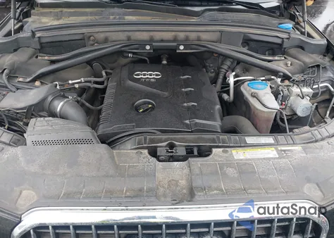 2016 Audi Q5 2.0T Premium z USA, uszkodzony, nr VIN WA1L2AFP1GA094650